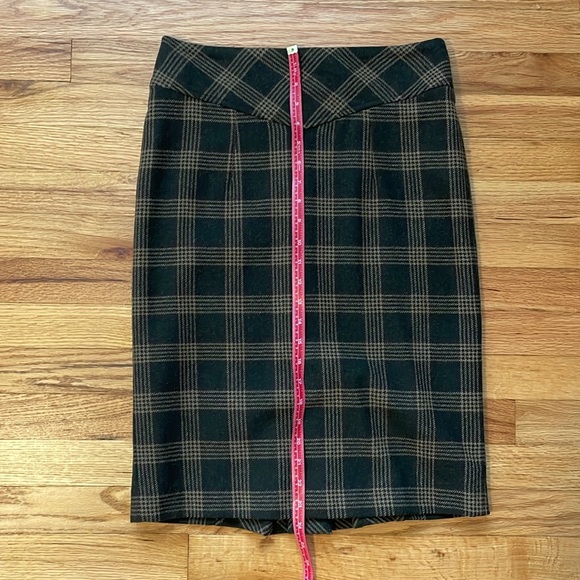 Banana Republic Wool Plaid Pencil Skirt - Picture 7 of 7